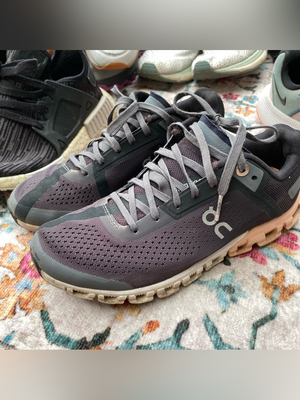 On Running Women’s Gray and Mauve Cloudflow Running Shoes